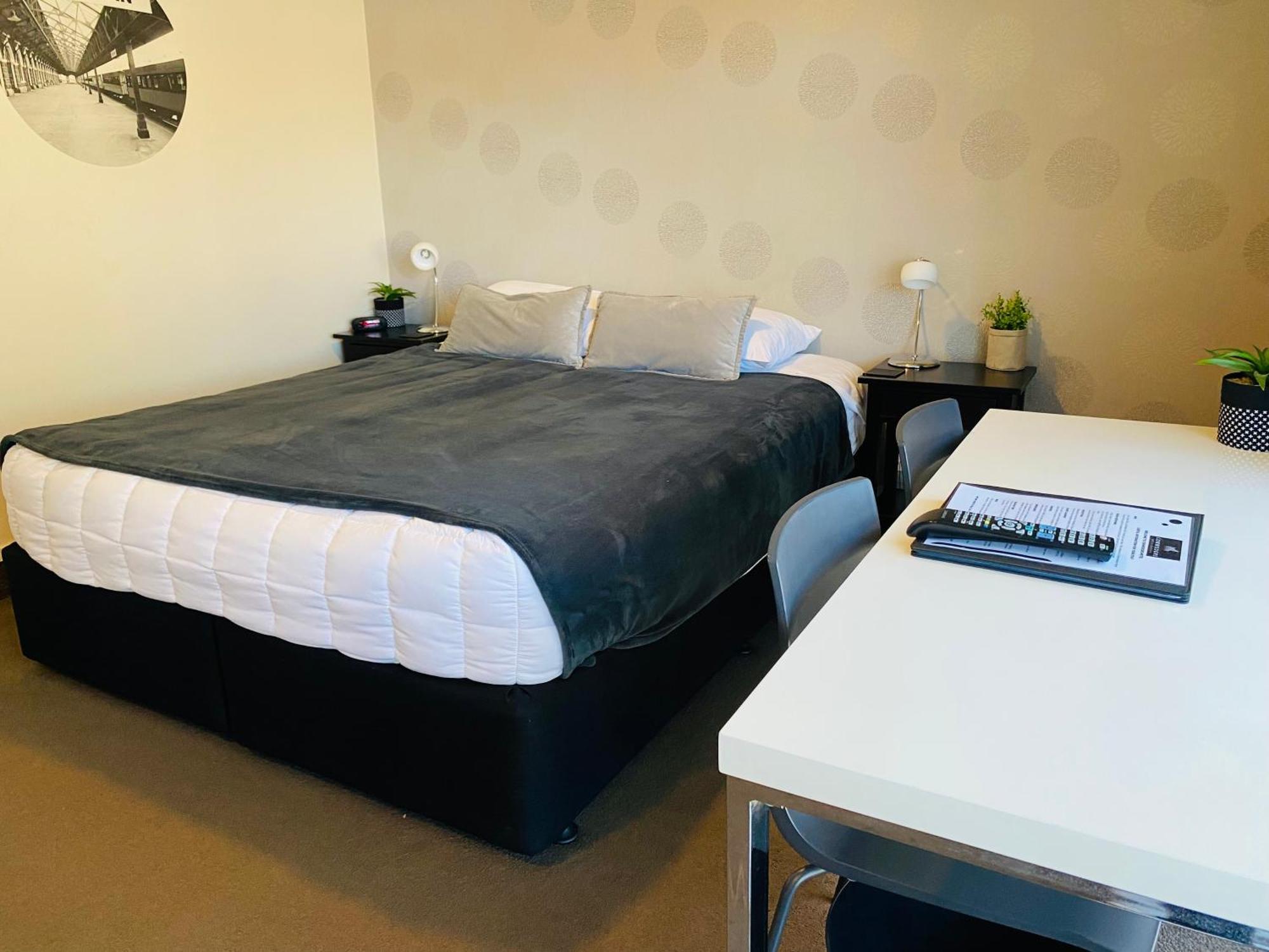 ديوندين Commodore Motel المظهر الخارجي الصورة