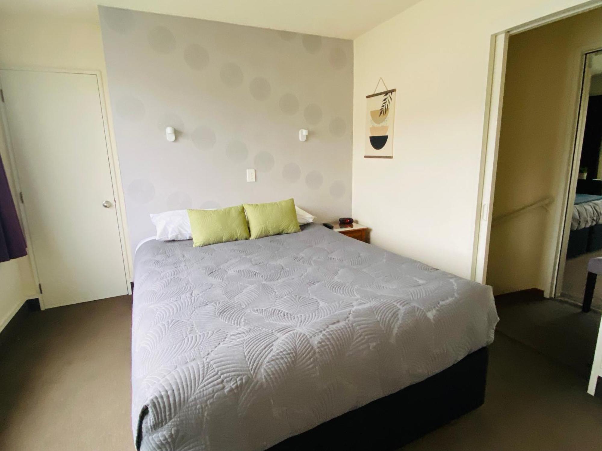 ديوندين Commodore Motel المظهر الخارجي الصورة